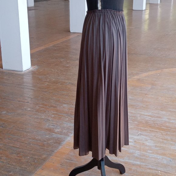 Moon River Brown Midi Skirt - Picture 6 of 8